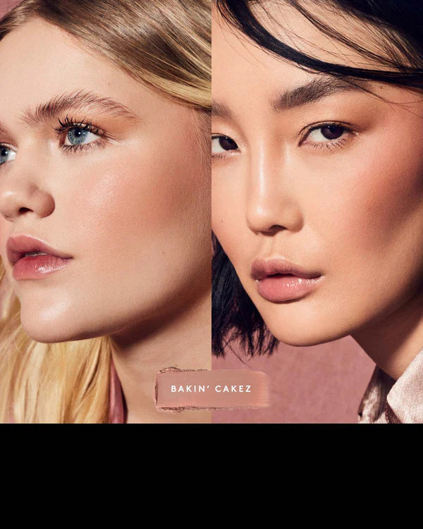 FENTY CHEEKS SUEDE POWDER BLUSH - Bakin’ Cakez - soft rosy taupe