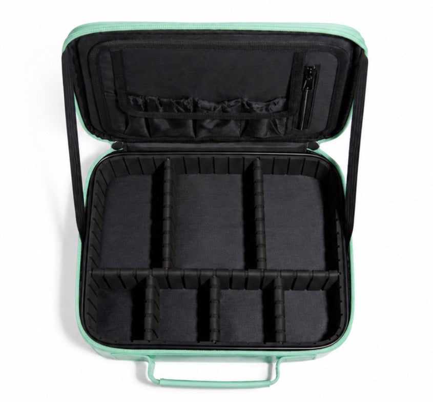 huda beauty vanity case - Mint ( Limited edition )