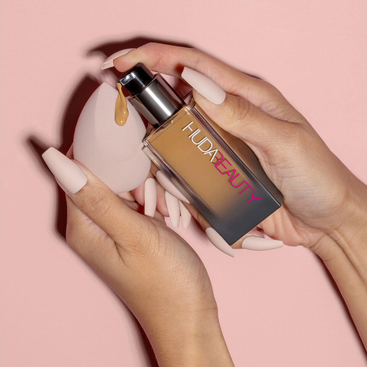 HUDA BEAUTY basic besties