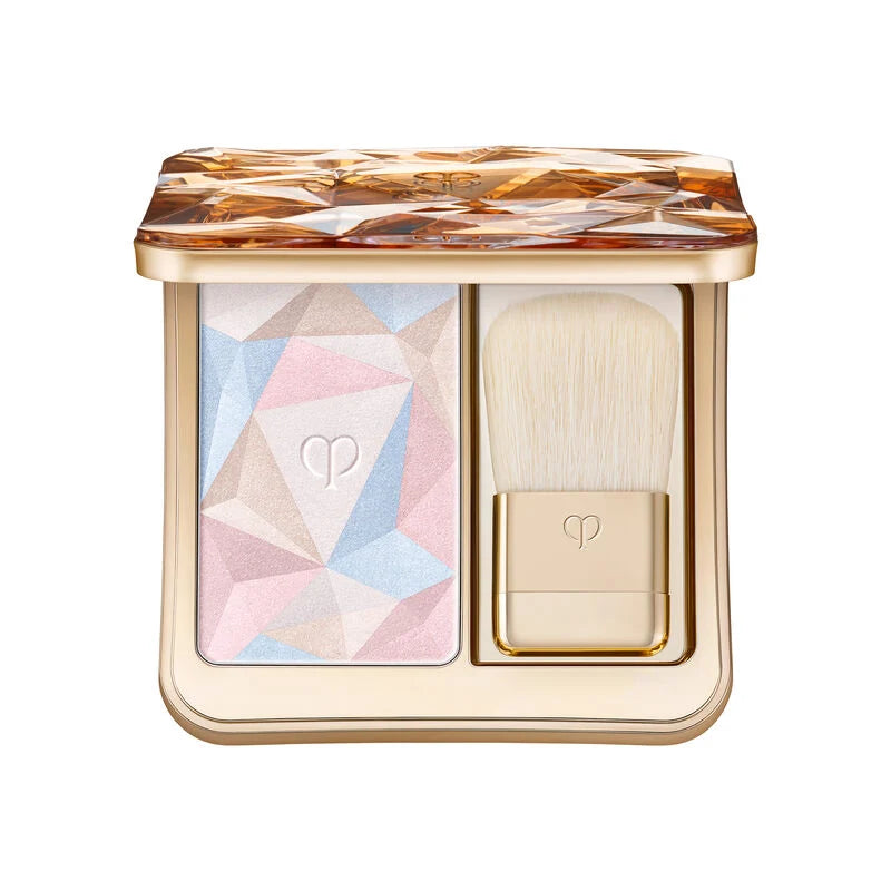 THE LUMINIZING FACE ENHANCER-21 / Daybreak Shimmer