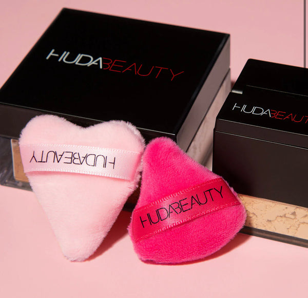 HUDA BEAUTY MINI POWER PUFF SET (2pcs) 𝔗𝔥𝔢𝔇𝔦𝔬𝔰𝔞𝔅𝔢𝔞𝔲𝔱𝔶