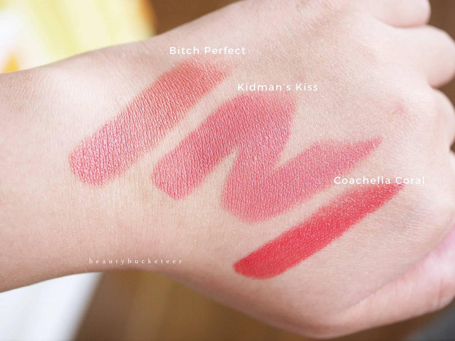 HOT LIPS
KIDMAN'S KISS
Heart
A magic matte rose-petal pink lipstick