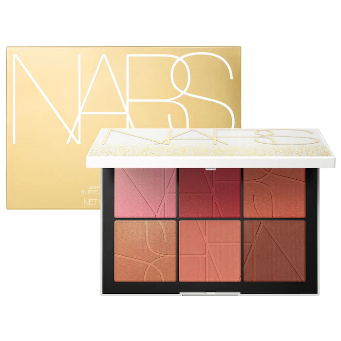 All That Glitters Light Reflecting™ Cheek Palette
