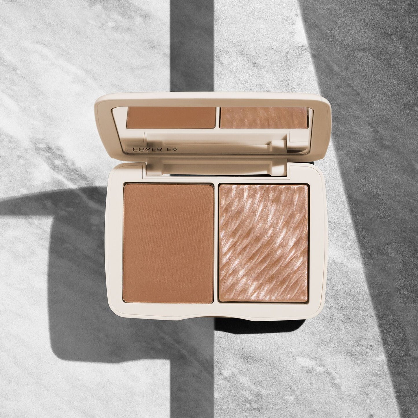 MONOCHROMATIC CHEEK DUO BRONZER