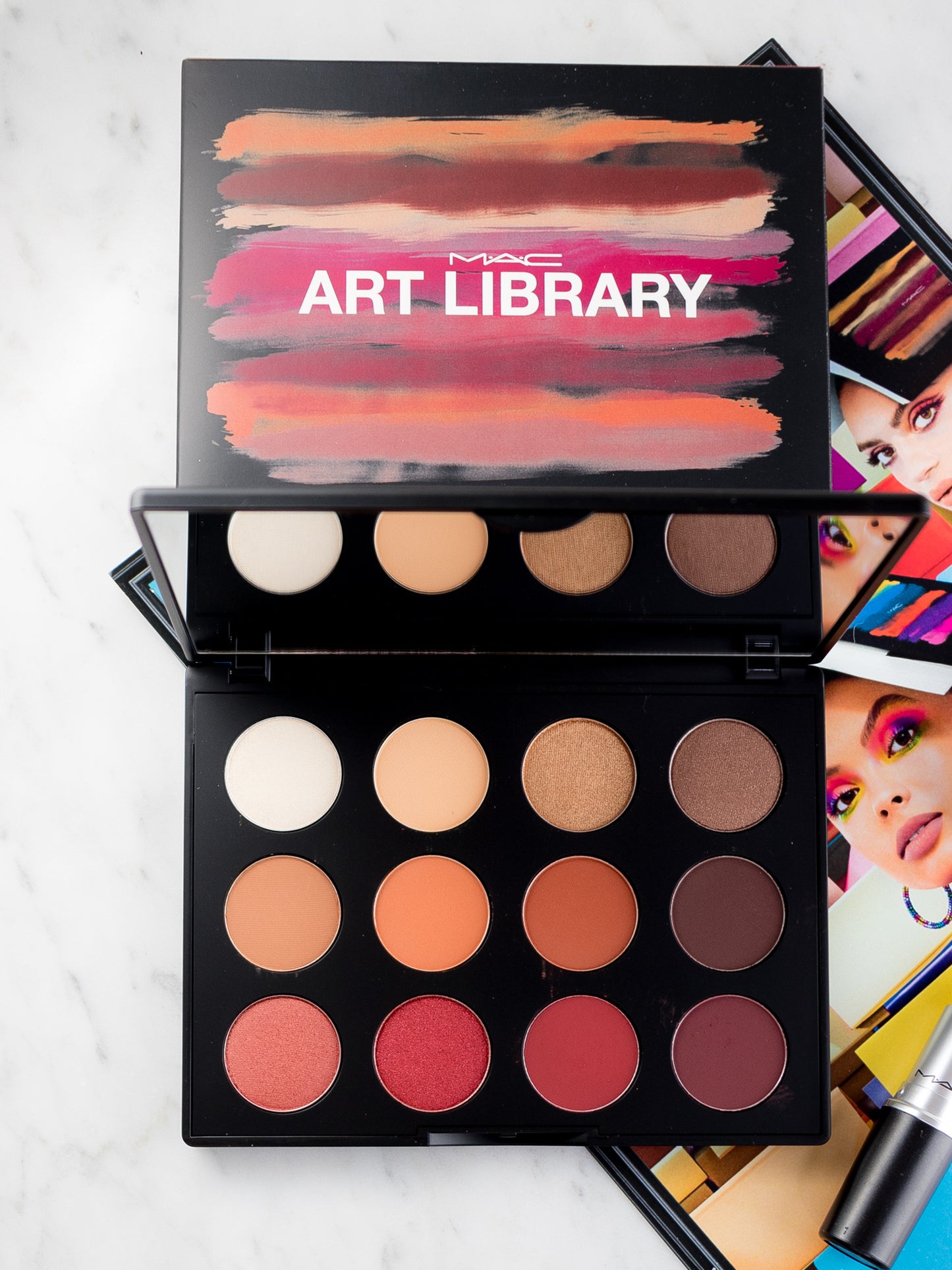 Art Library Flame-Boyant Eyeshadow Palette