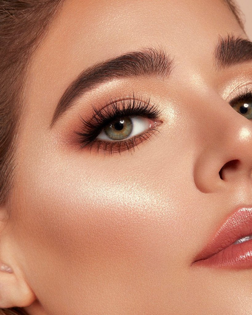 BEAMING LIGHT LOOSE HIGHLIGHTER
- Bomb