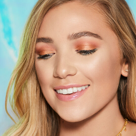 be a mermaid & make waves eyeshadow palette