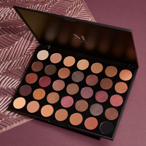 35F FALL INTO Frost ARTISTRY PALETTE