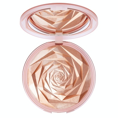 FLORA N.Y.M.P.H highlighter