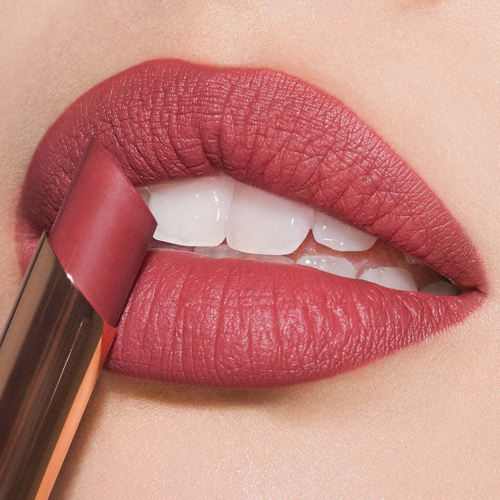 NEW! LIMITLESS LUCKY LIPS-EVERLASTING BLOSSOM
