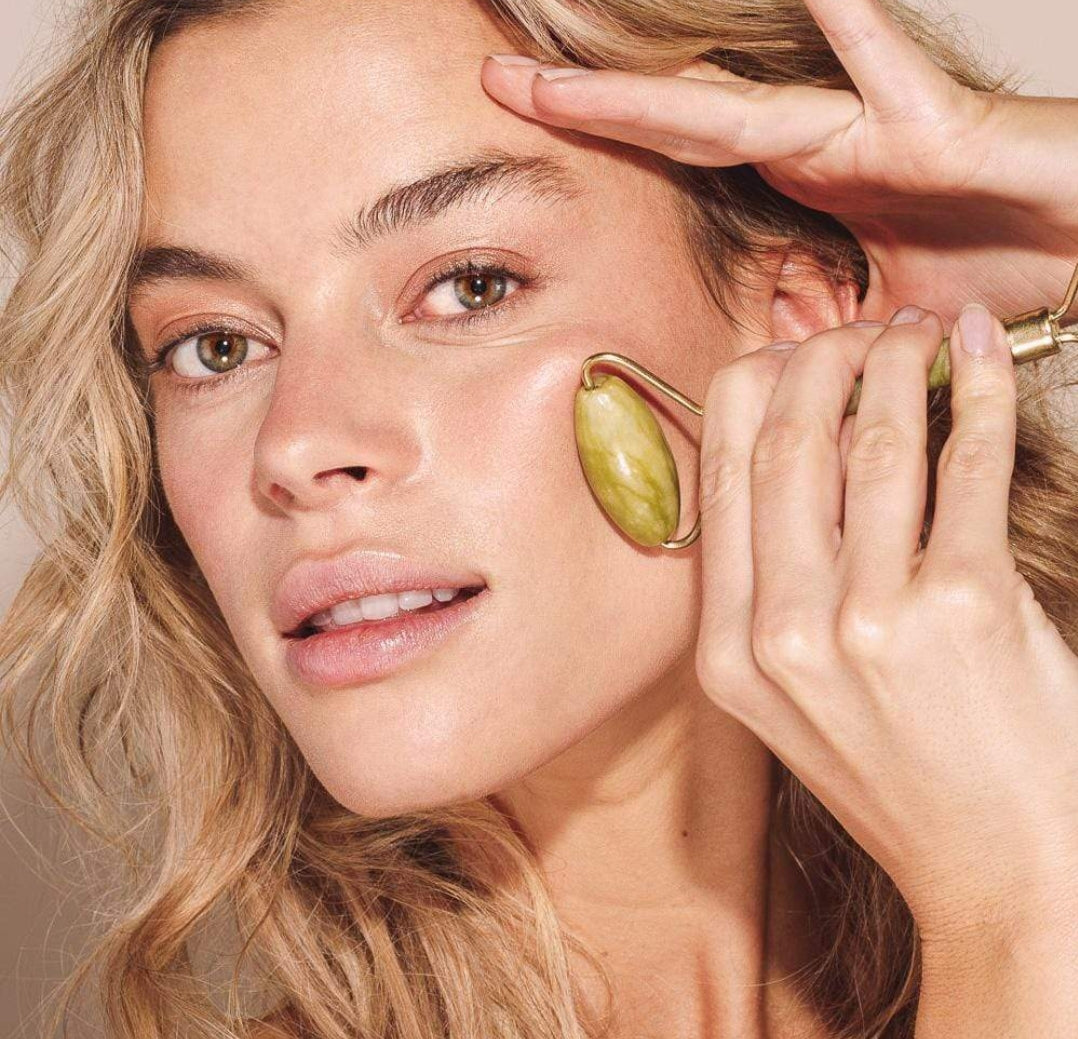 JADE FACIAL ROLLER