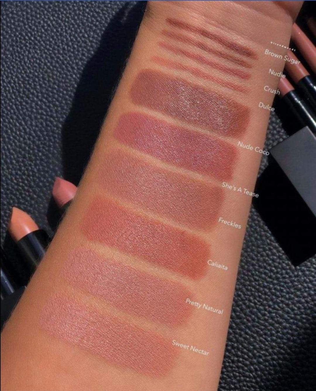 PRETTY NATURAL SOFT FOCUS DEMI-MATTE LIPSTICK