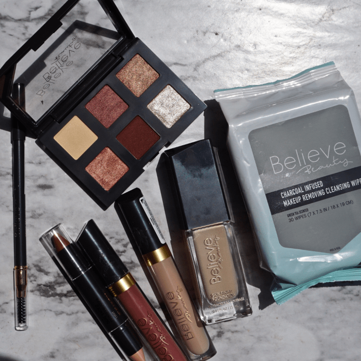 Nearly nude eyeshadow palette