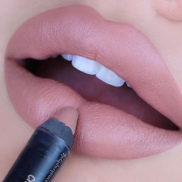 Intense matte lip + Cheek pencil