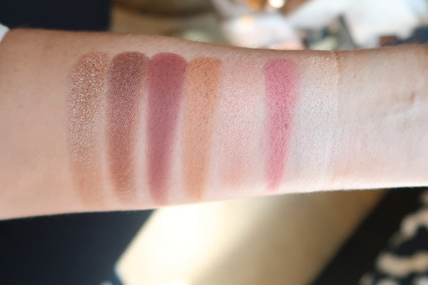 Instant look in a palette-Gorgeous ,Glowing Beauty