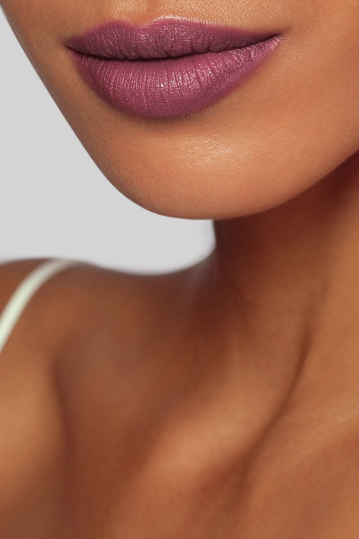 Velvet Matte Lipstick-601 Virginia Fleur de Lis - violet plum