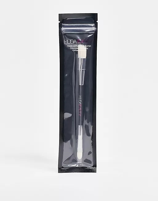 Conceal & Blend Dual Ended Complexion Brush