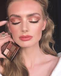 LUXURY PALETTE -THE BELLA SOFIA