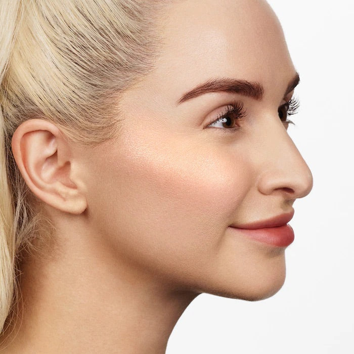 Amazonian Clay 12-hour Highlighter:Stunner - opalescent highlight