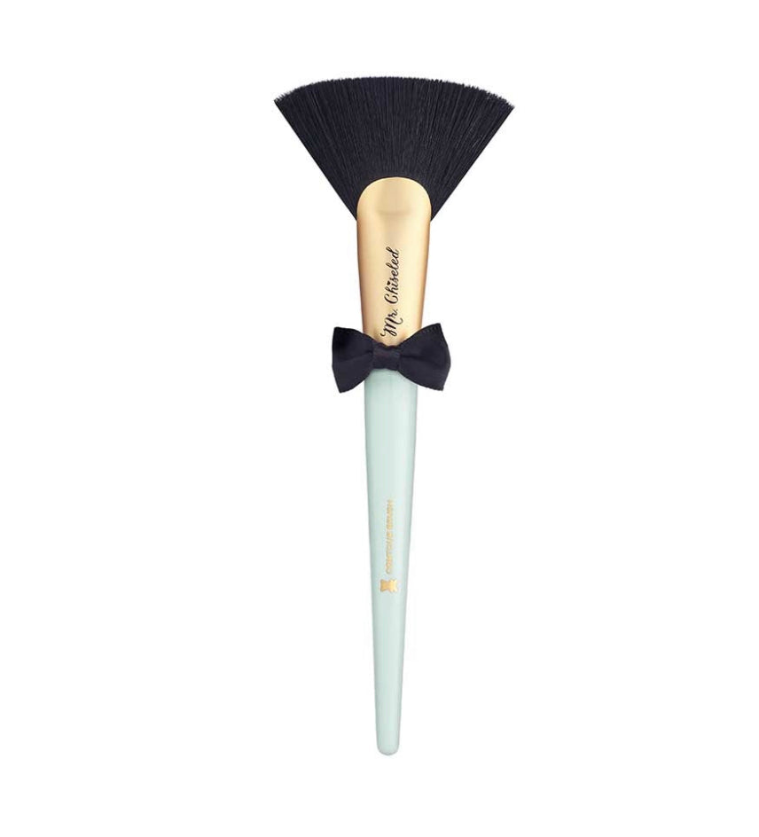 Mr. Chiseled Contouring Brush