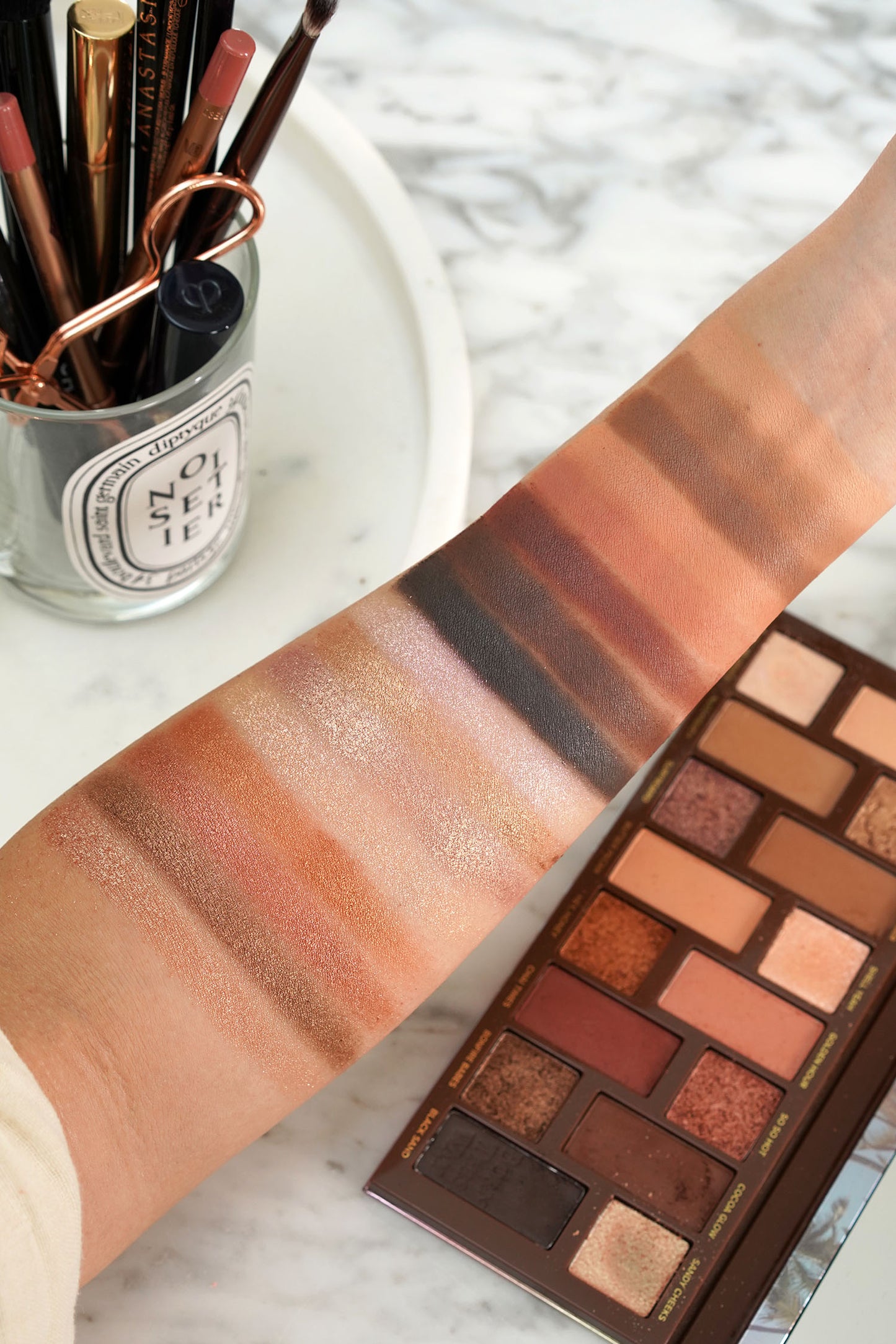 Born this way sunset stripped eyeshadow palette