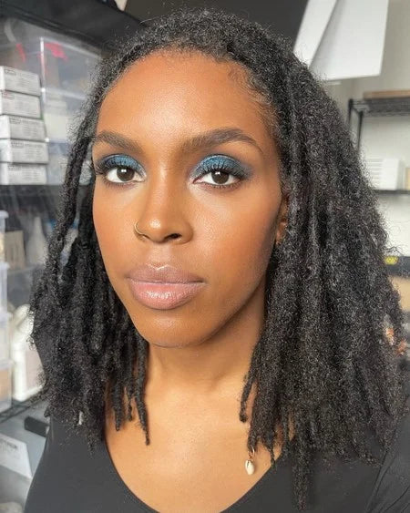 lustrous liquid eyeshadow- Choose your shade