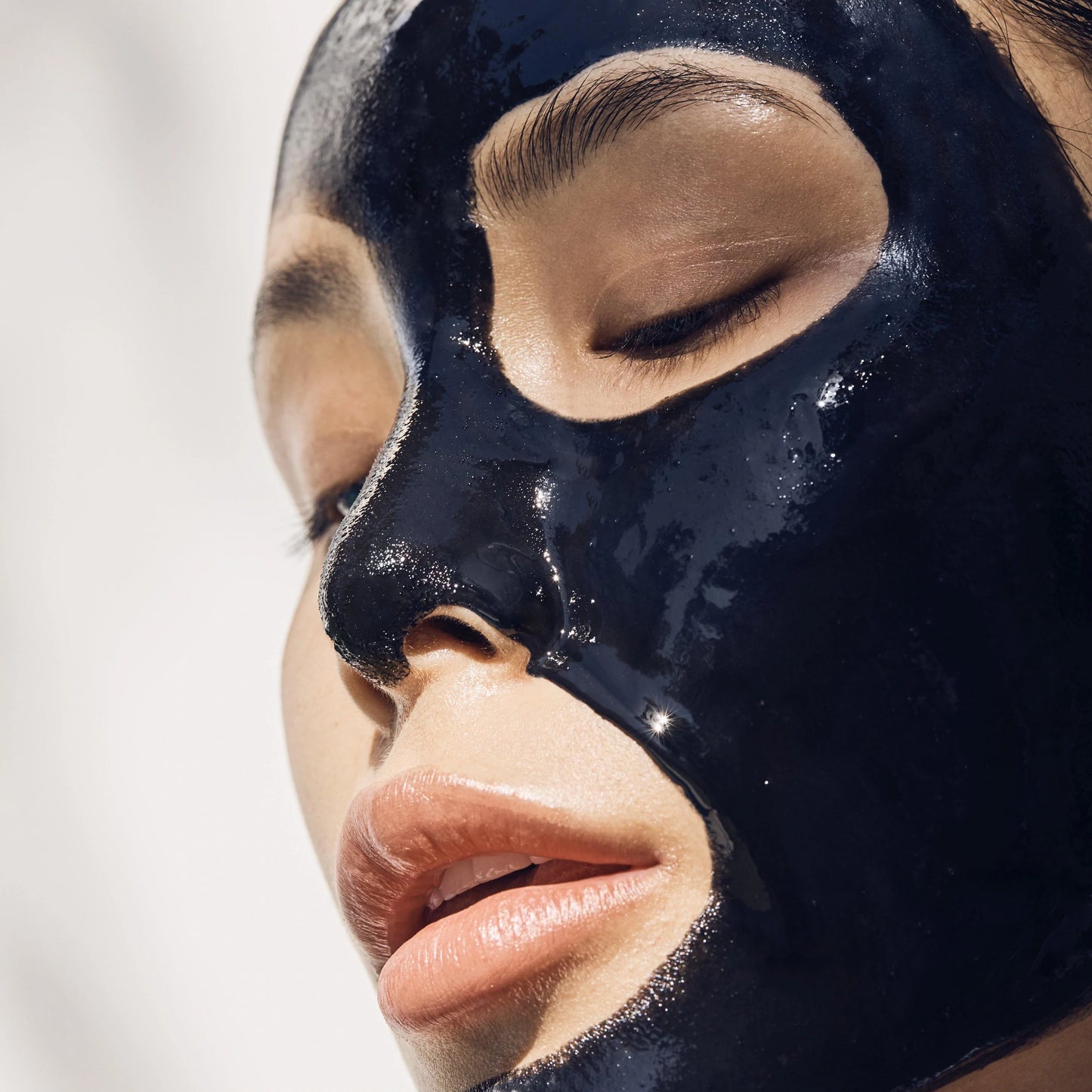 DETOXIFYING TREATMENT MASK
