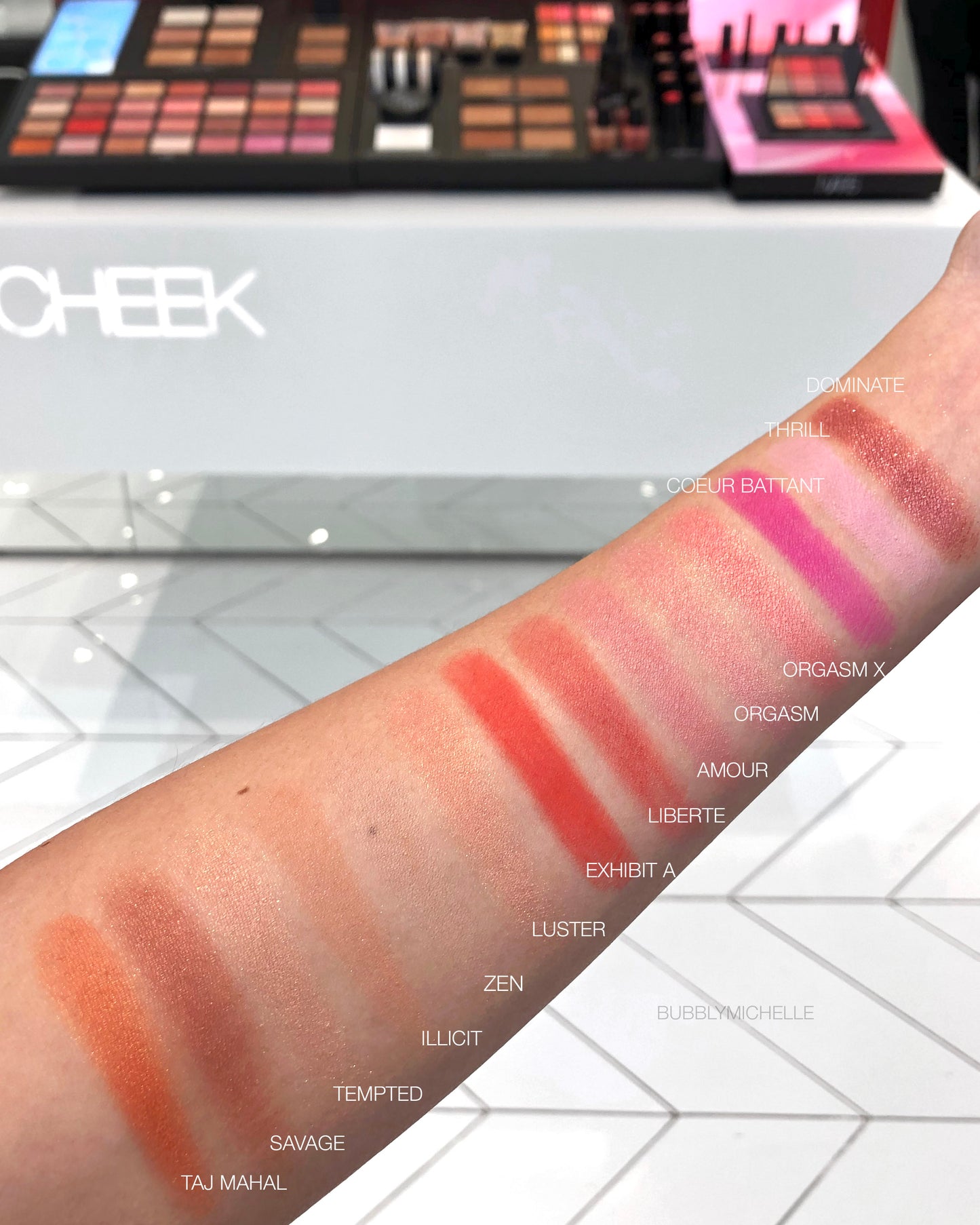 Matte Blush - Amour ( Hot-selling natural pink )