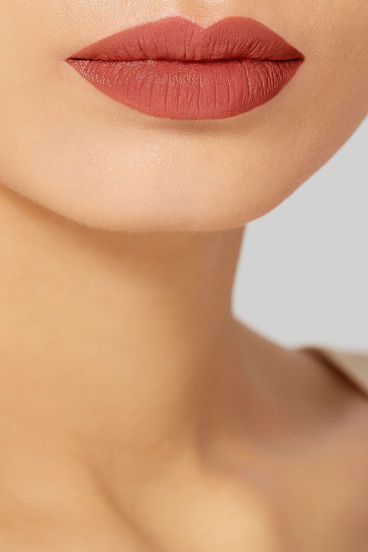Velvet Matte Lipstick-305 Ruby Firelight - muted firelight