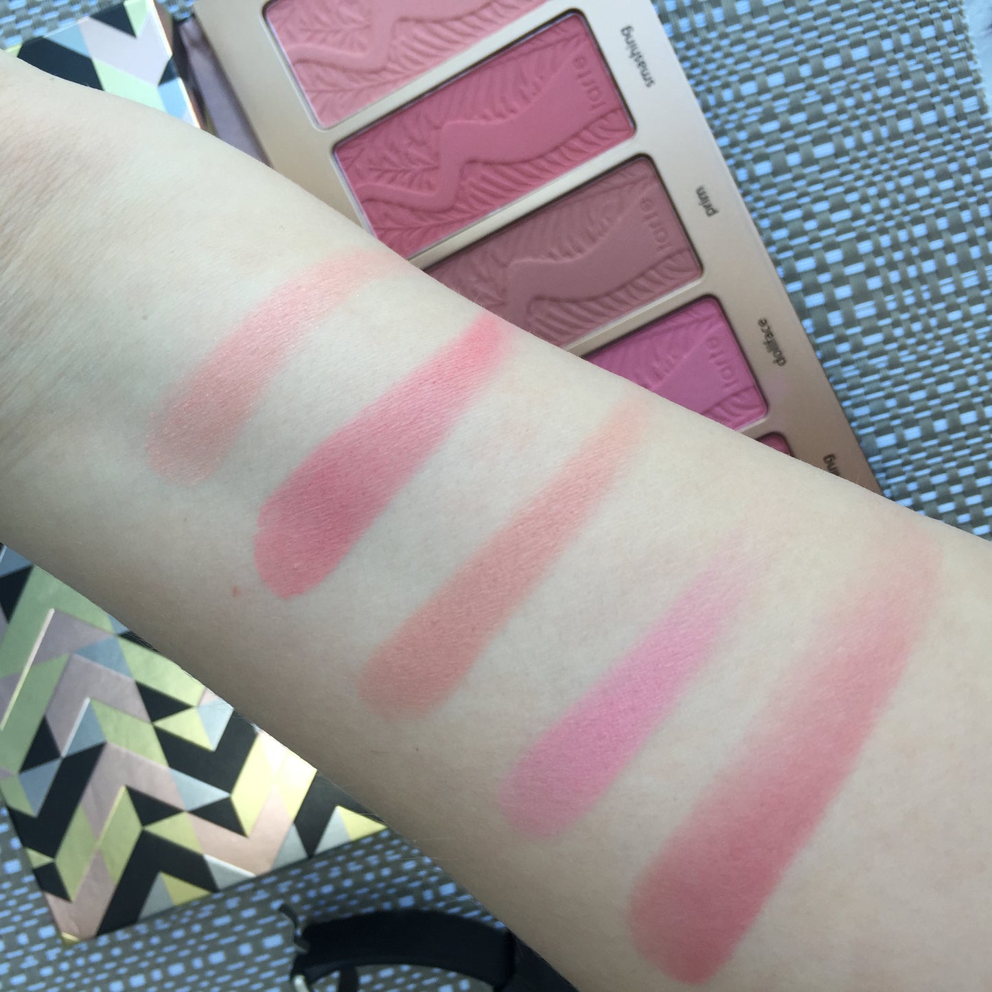 Holiday face palette
