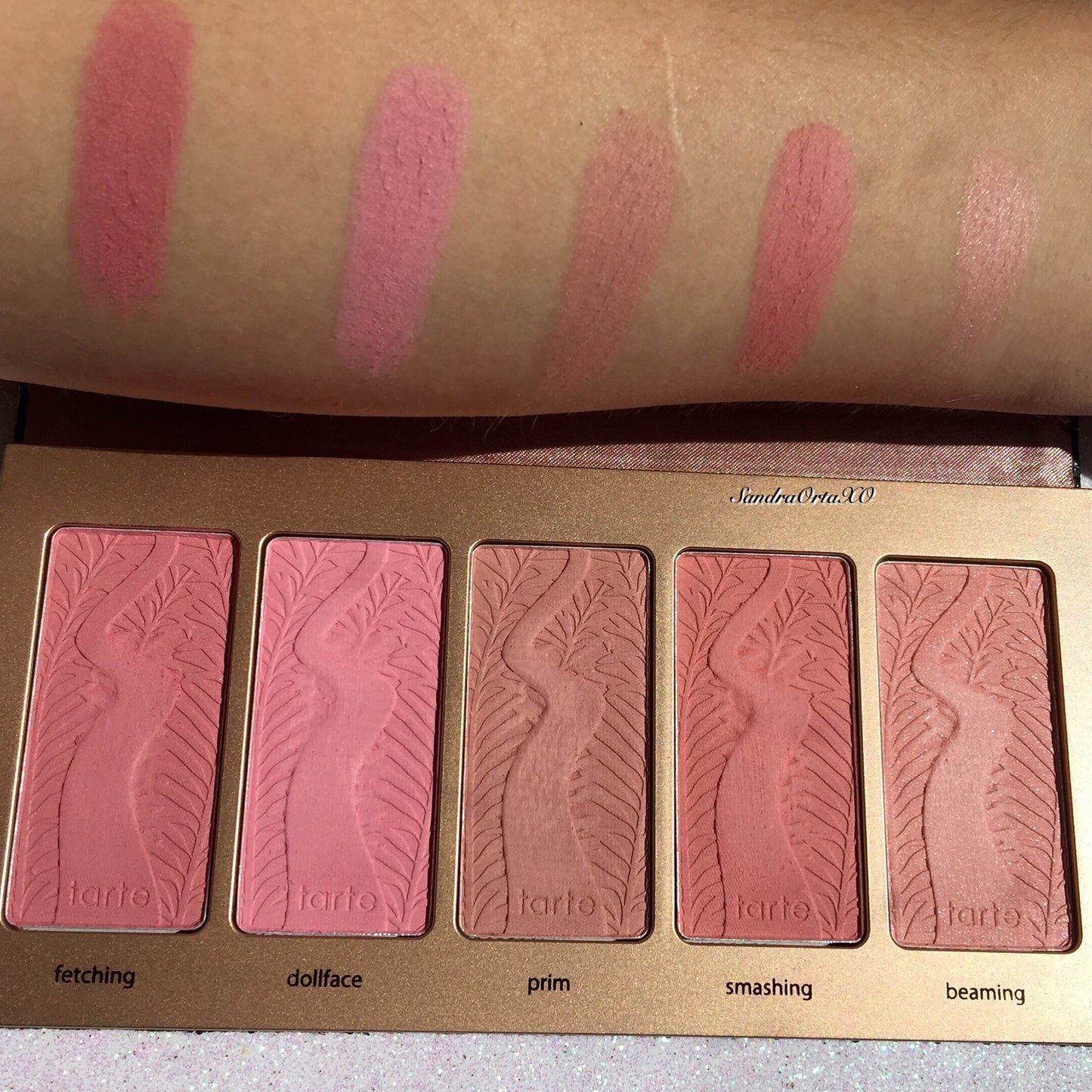 Holiday face palette