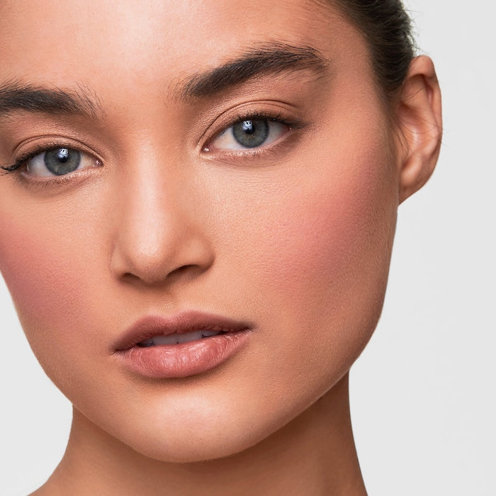 Soft Pop Powder Blush-Mellow Mauve: delicate pink