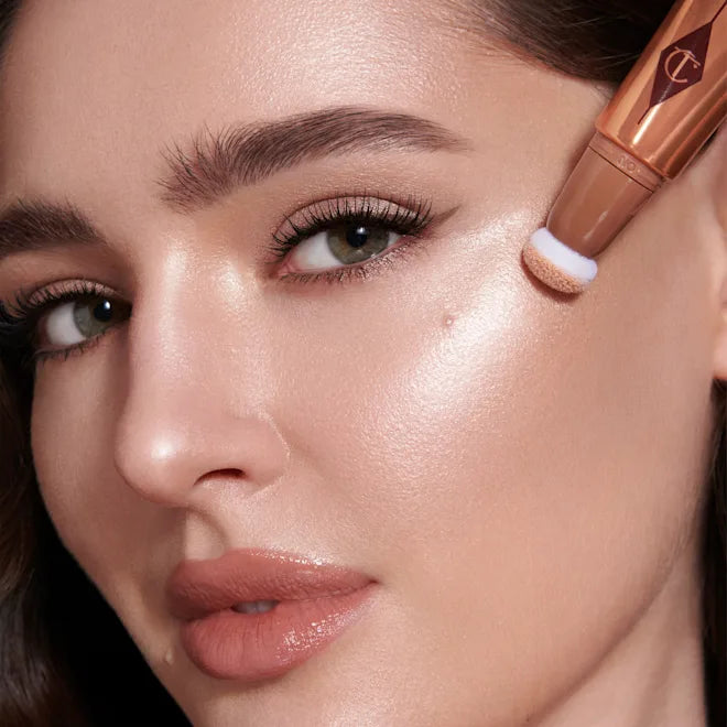 SUPER NUDES SPOTLIGHT LIP AND CHEEK KIT (97$Value)