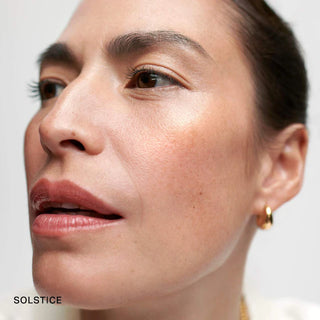 Day Glow Dewy Highlighting Balm-Solstice