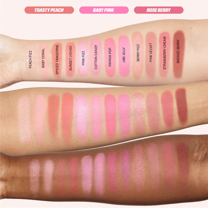 Blush Filter Blurring Blushlighters Palette-Rose Berry - Berry Fizz, Pink Velvet, Strawberry Cream, Bronze Berry - A diffused blend of Rosewood, mauve, and dusty rose tones