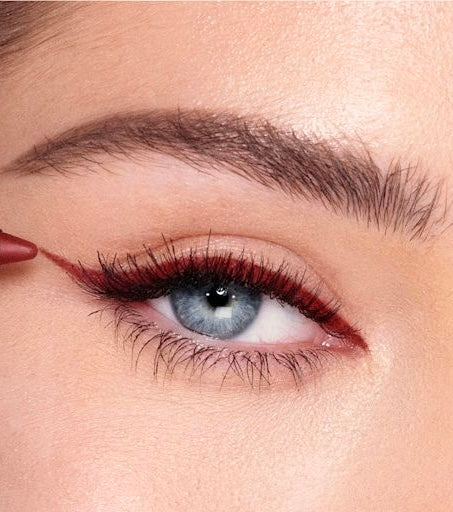 Mark of a kiss eyeliner | lip cheat