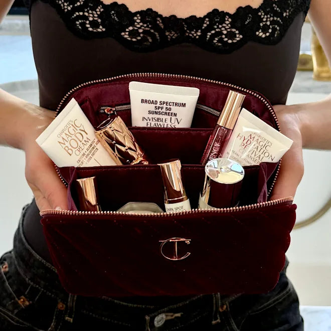 MAKEUP BAG OF DREAMS
MEDIUM