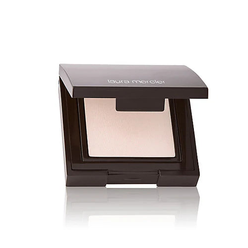 Matte Eye Shadow- 
Intense matte color-Morning Dew
•
Light Neutral