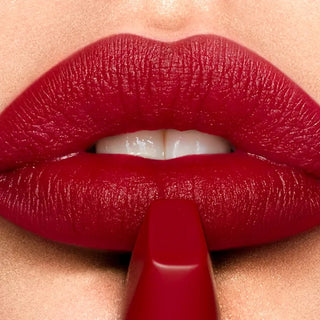 HOT LIPS BAG
MAKEUP BAG & LIP KIT