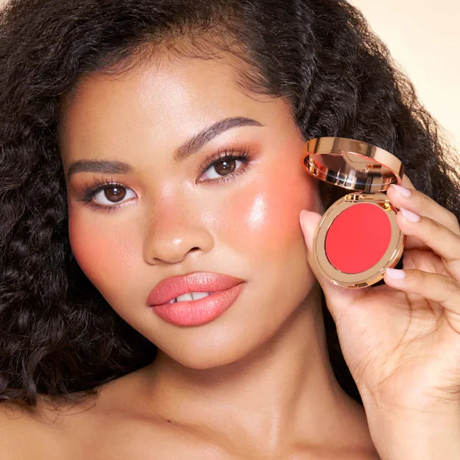 BEAUTIFUL SKIN ISLAND GLOW LIP & CHEEK
PINCHED CHEEK GLOW