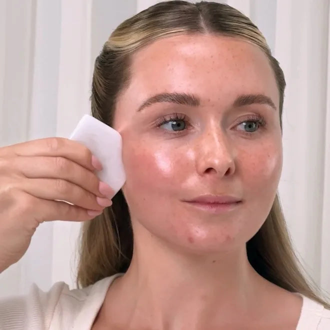 CHARLOTTE'S MAGIC SCULPTING GUA SHA TOOL
SCULPTING TOOL