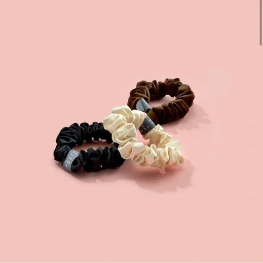 3x Medium Fenty silk scrunchie
