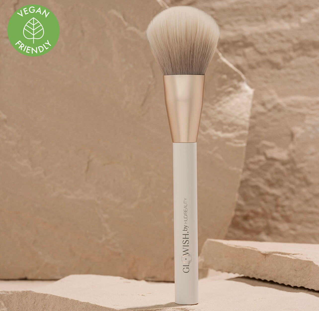 GLOWISH AIRBRUSH FINISH SKIN TINT BRUSH