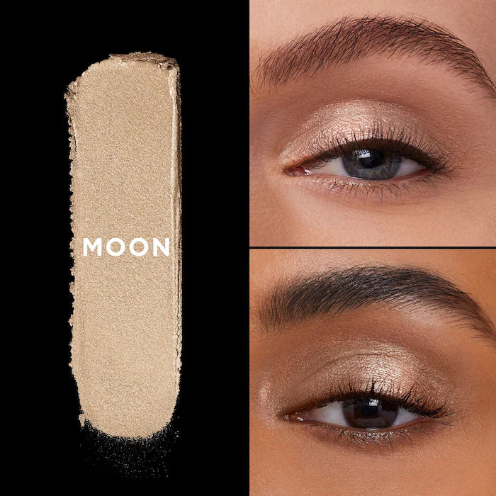 Voyeur Eyeshadow Stick-Moon - pale champagne