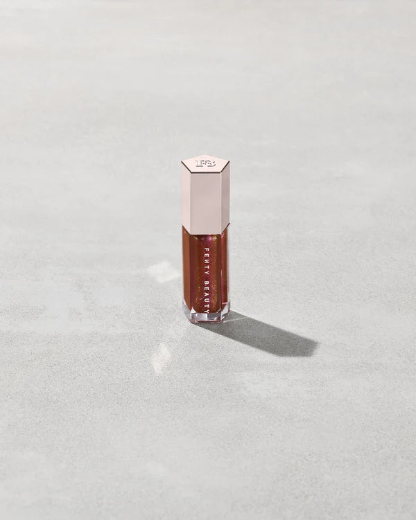 GLOSS BOMB UNIVERSAL LIP LUMINIZER- Hot chocolit fantasy