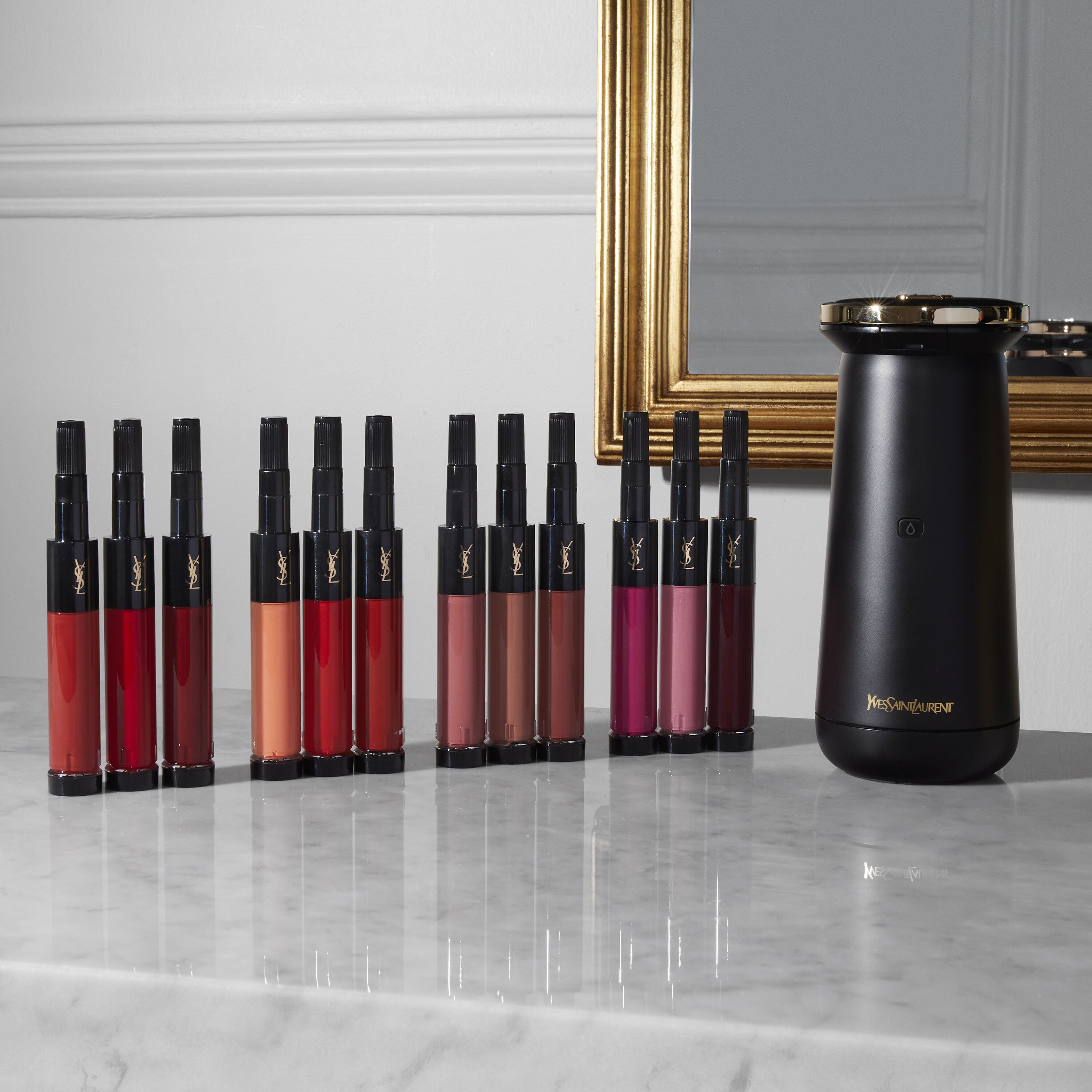 ROUGE SUR MESURE CUSTOM LIP COLOR CREATOR – 𝐃𝐈𝐎𝐒𝐀 𝐁𝐄𝐀𝐔𝐓𝐘