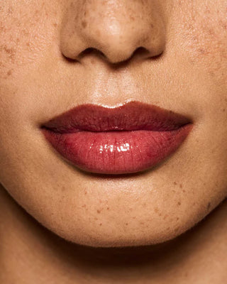 GLOSS BOMB UNIVERSAL LIP LUMINIZER-Cherry amore