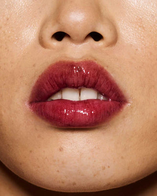 GLOSS BOMB UNIVERSAL LIP LUMINIZER-Cherry amore