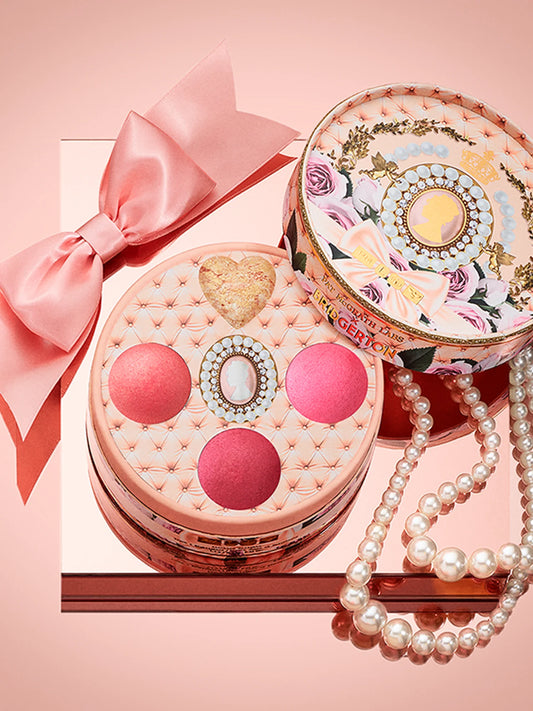 Pat McGrath x Bridgerton Blushing Delights Palette