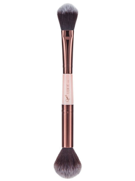 JadeyWadey 180 Glam The Chisler Face Brush 181